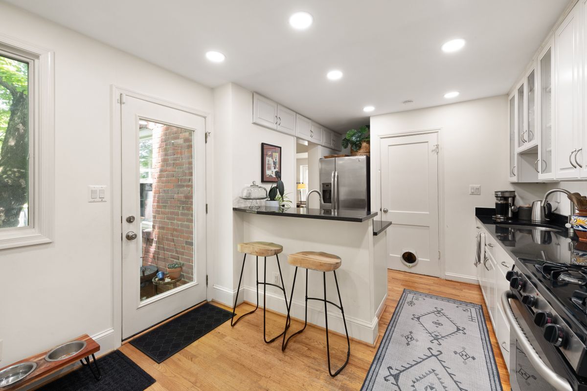 Building Photo - 3812 47th St NW