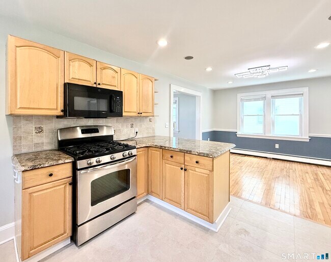 Building Photo - 120 Culloden Rd