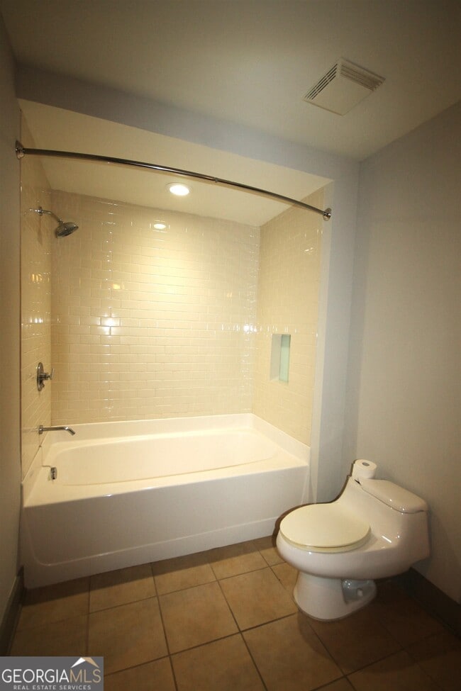 Building Photo - 4561 Olde Perimeter Way