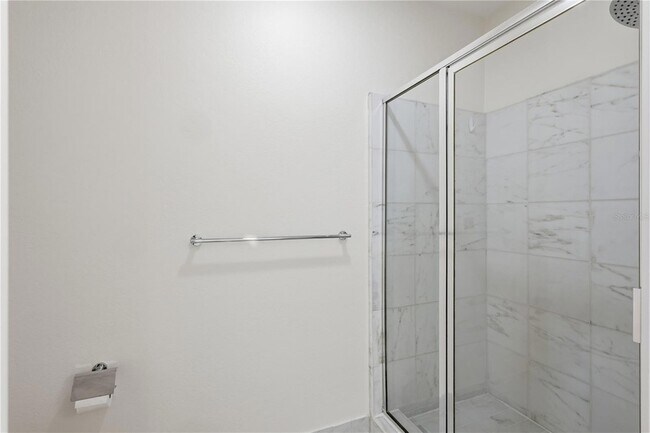 Building Photo - 150 E Robinson St