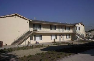 Building Photo - 1010 S Malden Ave