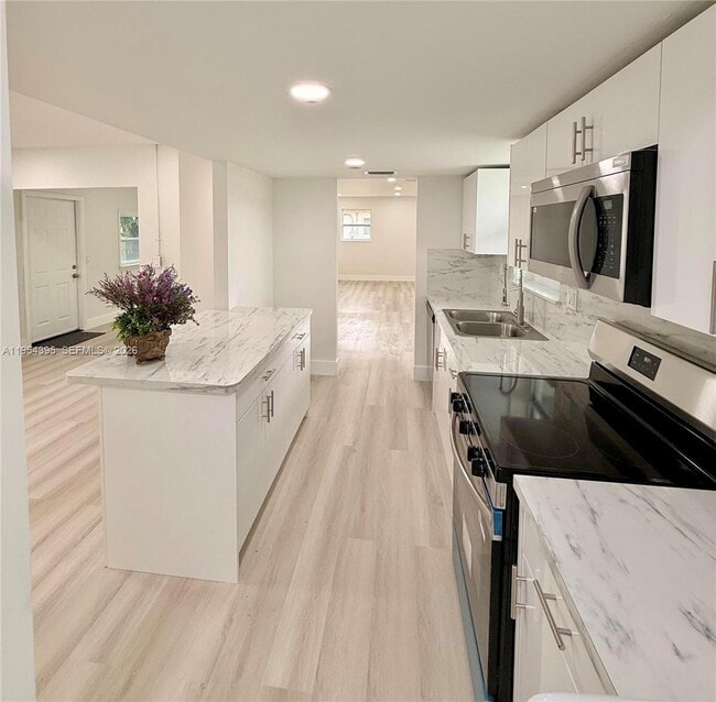 Building Photo - 4431 NW 13th St