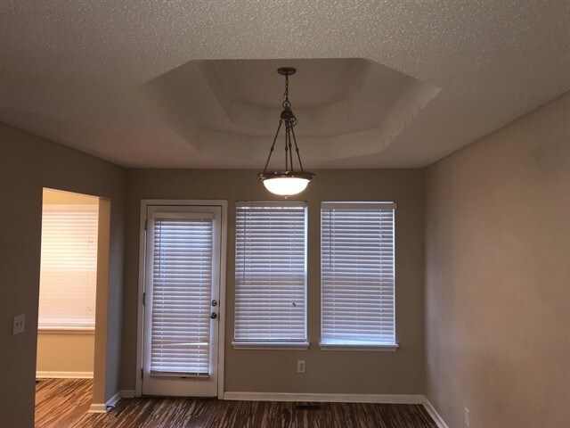 Building Photo - 2902 Edgefield Ct SW