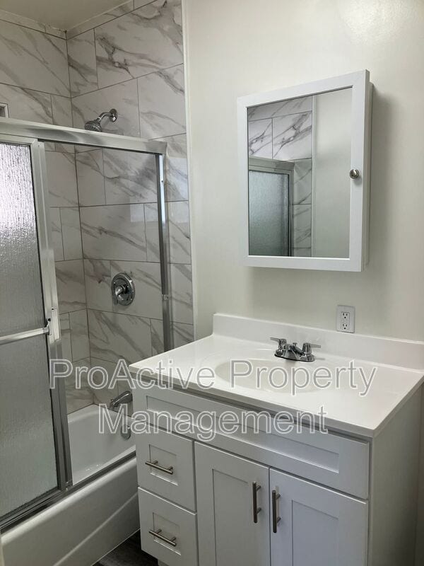 Building Photo - 320 N Atlantic Blvd