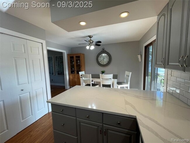 Building Photo - 1253 Bamford St