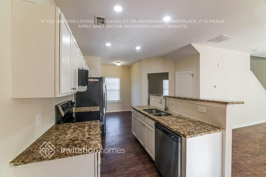 Building Photo - 138 Forrest Park Ln