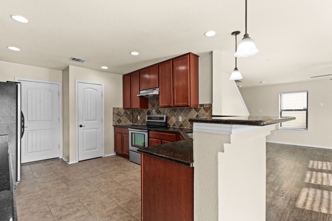 Building Photo - 1012 Tumbleweed Trail