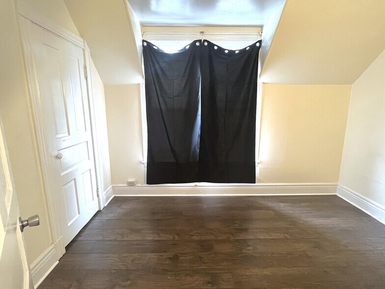 Building Photo - 1619 Myrtle St