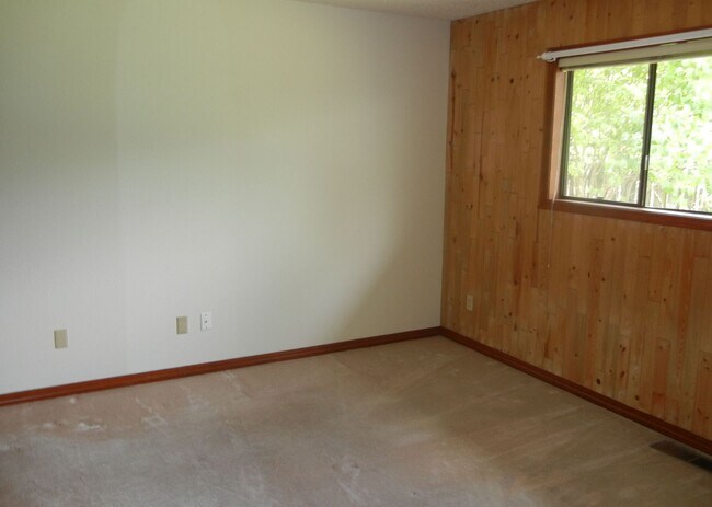 Building Photo - Great 3 Bedroom Ranch in Vancouver!