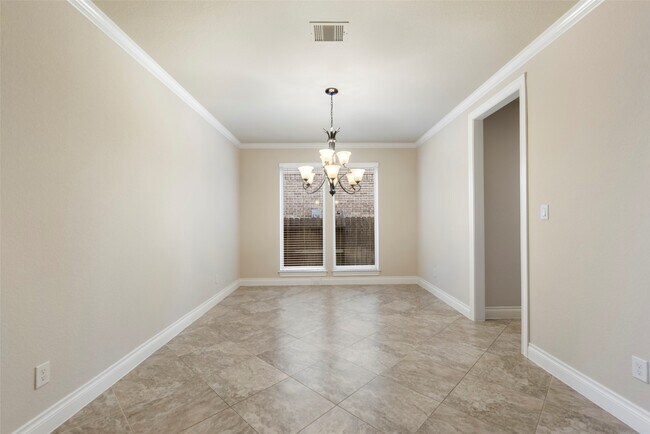 Building Photo - 3819 May Ridge Ln