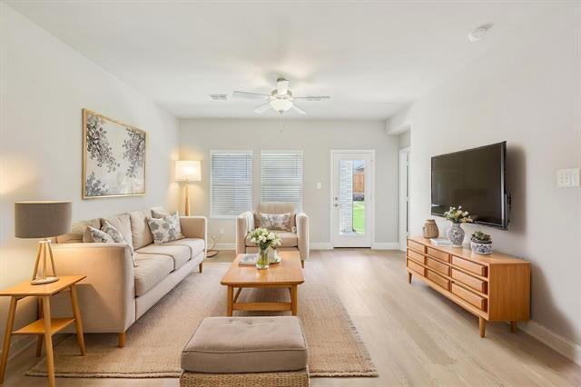 Building Photo - 502 Blanton St