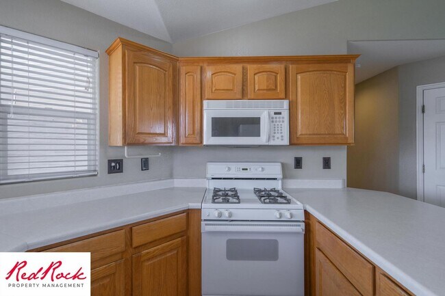 Building Photo - Pet Friendly Santa Clara Home, 6 Month Lease Only