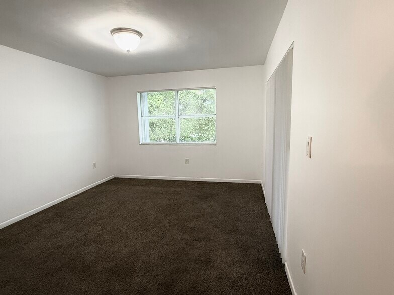 Building Photo - 8520 SW 212th St