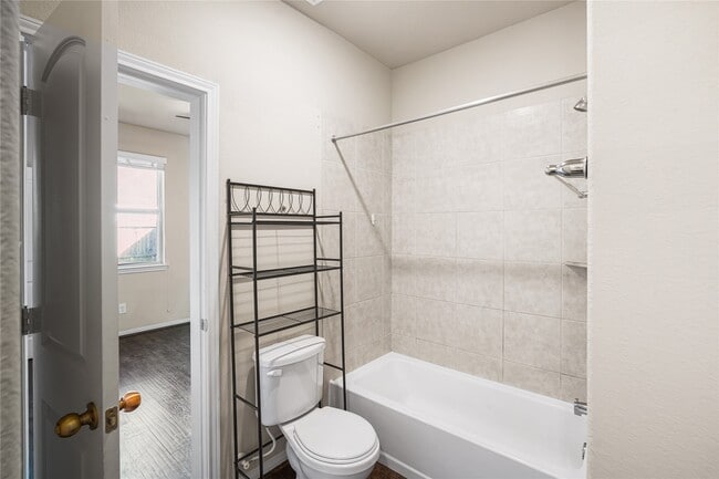 Building Photo - 15622 Marble Bluff Lane