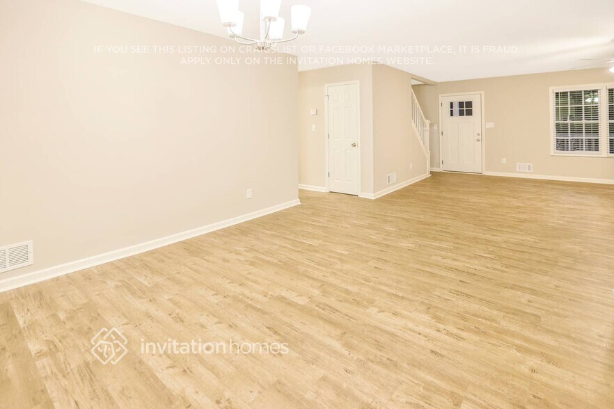 Building Photo - 170 Brookwood Estates Trail