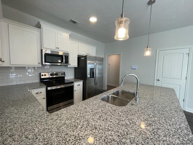 Building Photo - 3043 Stanhope Dr