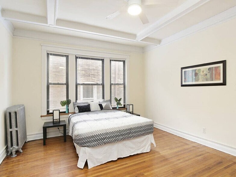 Building Photo - 5124 S University Ave