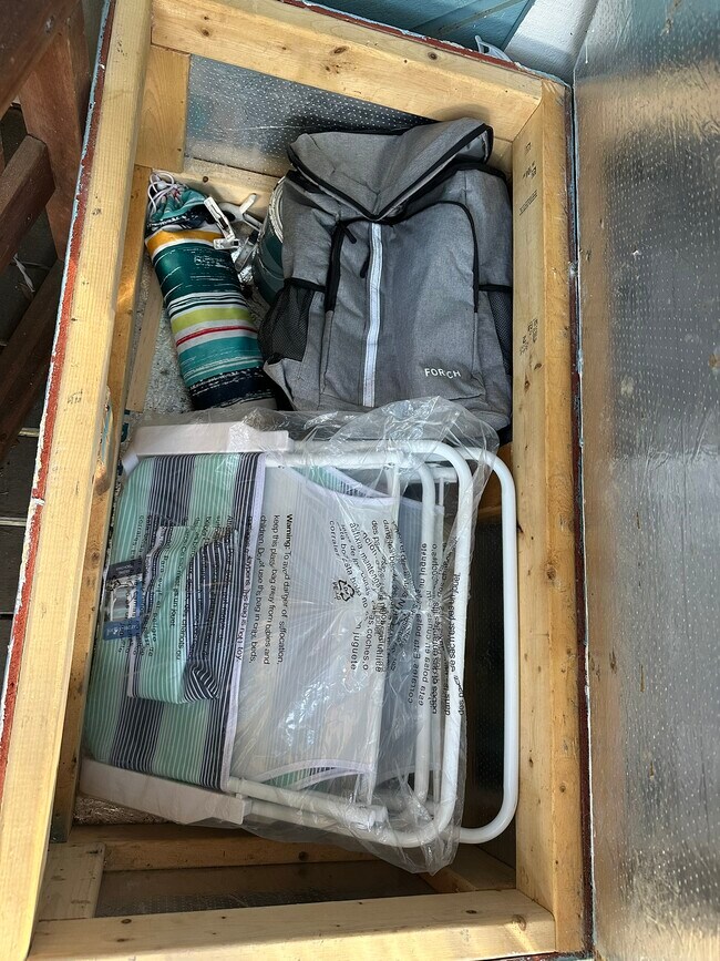 Building Photo - 45 Folly Field Rd