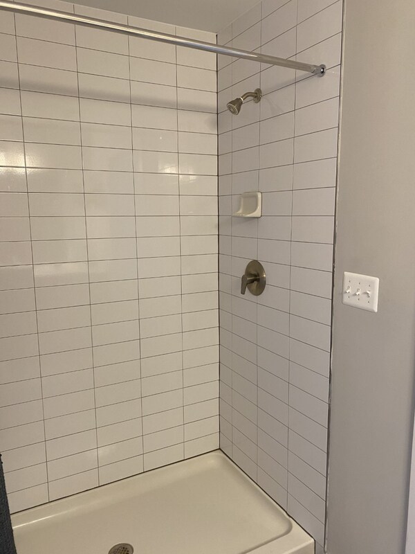 Building Photo - 1509 E Baltimore St