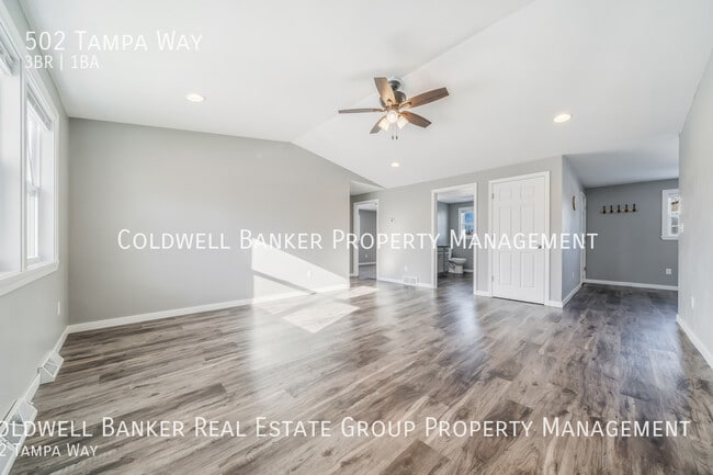 Building Photo - 502 Tampa Way