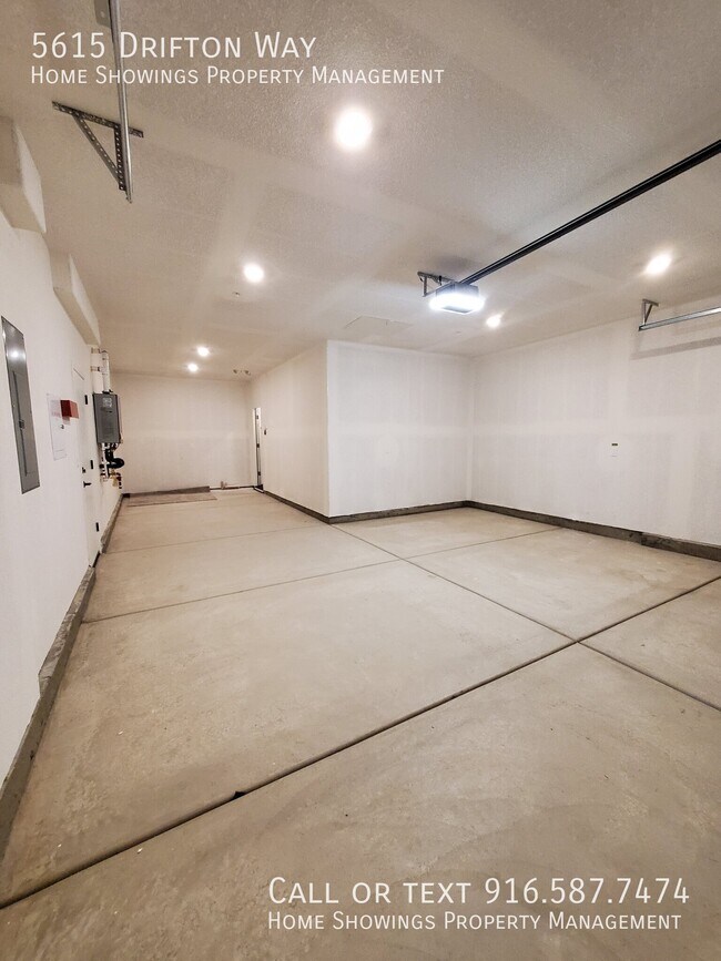 Building Photo - 5615 Drifton Way