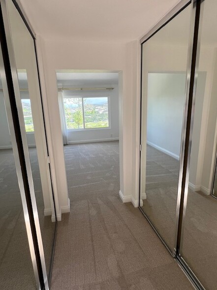 Building Photo - 14 Los Gatos