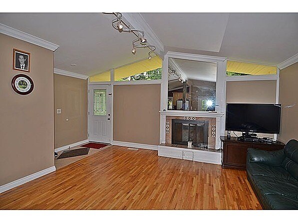 Building Photo - 1406 168th Ave NE