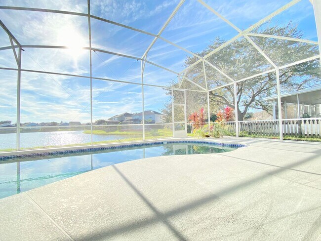 Building Photo - 729 Tuten Trail