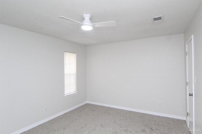 Building Photo - 408 Peppertree Terrace