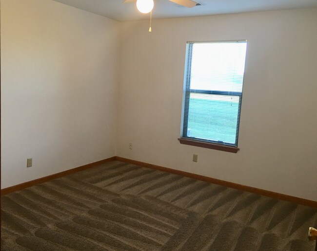 Building Photo - 4025 N Christopher Ct