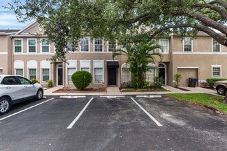 Building Photo - 10114 Farmingdale Pl
