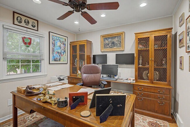 Building Photo - 8311 Juniper Ln
