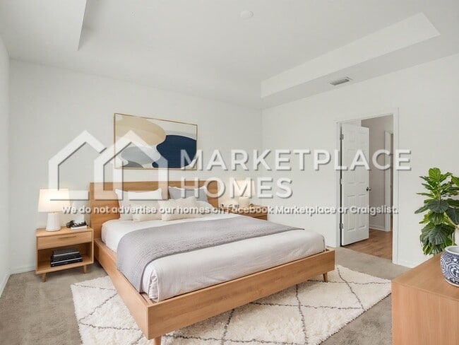 Building Photo - 5216 Senza Trl