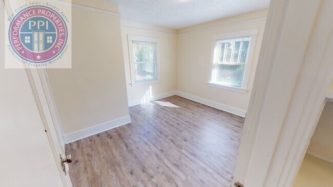 Building Photo - First Addition - Craftsman Style, Across From George Roger's Park