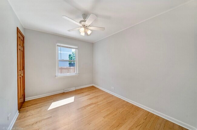 Building Photo - 509 Gierz St