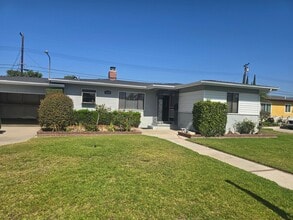 Building Photo - Spacious Single Family Home in Garden Grove for Lease