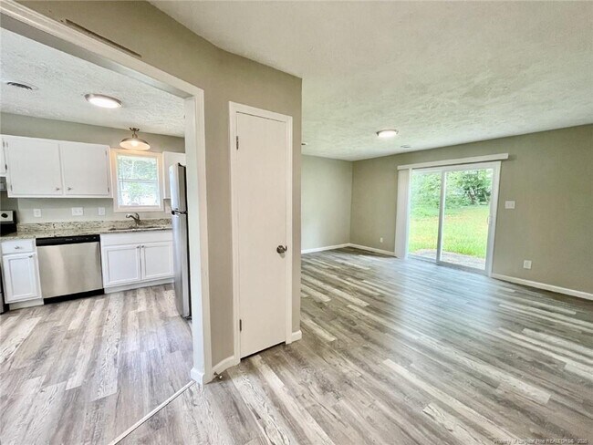 Building Photo - 6405 Lorell Ct