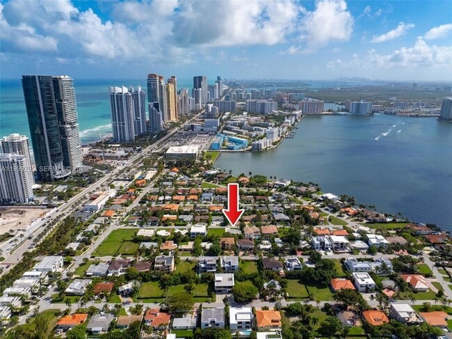 Building Photo - 261 188th St