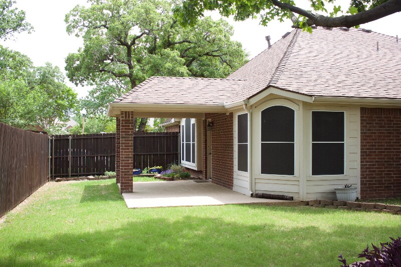 Building Photo - 3605 Villanova Dr