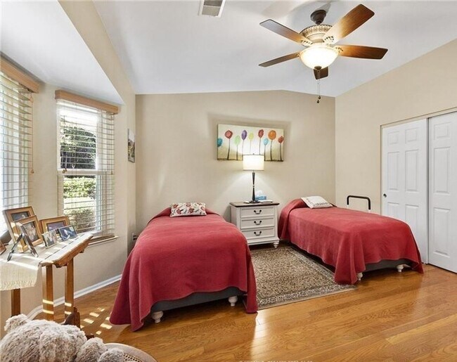 Building Photo - 60 Purry Cir