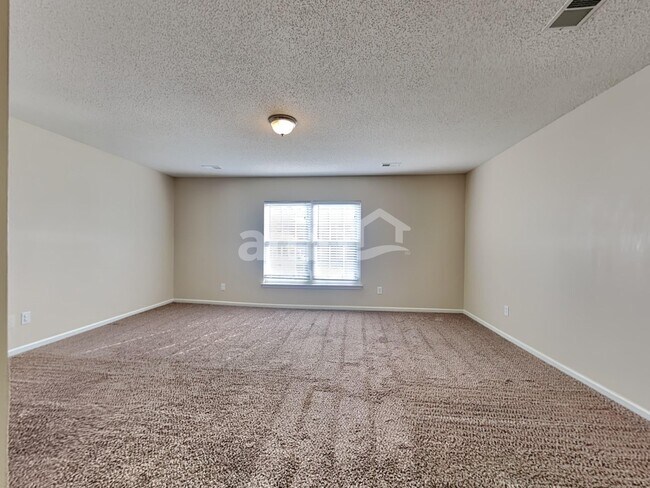 Building Photo - 1073 Briar Rose Ln