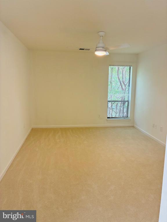Building Photo - 5772 Rexford Ct