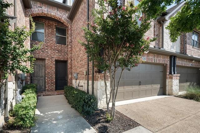 Building Photo - 1261 Wiltshire Dr