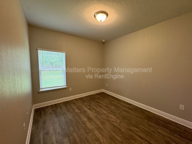 Building Photo - 7982 Silver Maple Dr