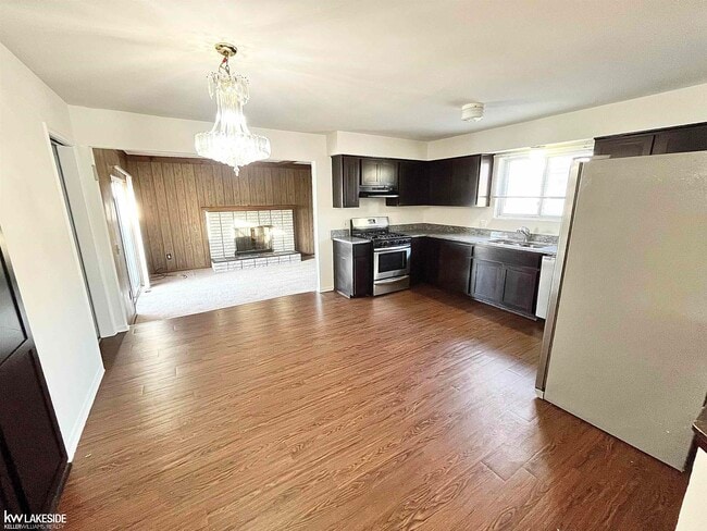 Building Photo - 31287 Mc Namee St