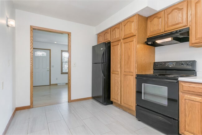 Building Photo - 4807 Camden Rd