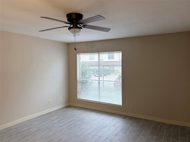 Building Photo - 14515 Wunderlich Dr