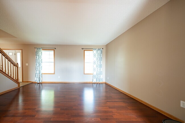 Building Photo - 10415 Ponds Way
