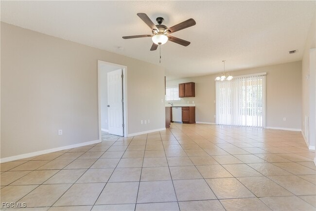 Building Photo - 22225 Seaton Ave