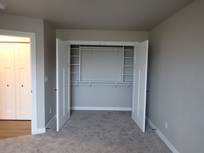 Building Photo - 1796-1798 Garroman Dr